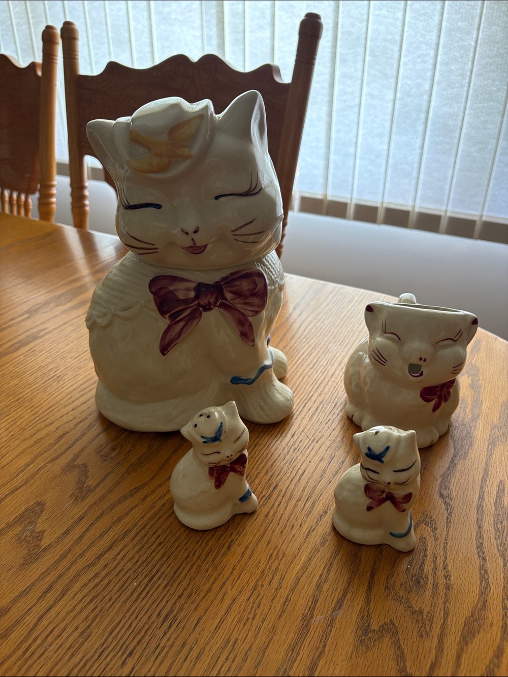 Shawnee Cookie Jar & Salt Pepper Set & Creamer